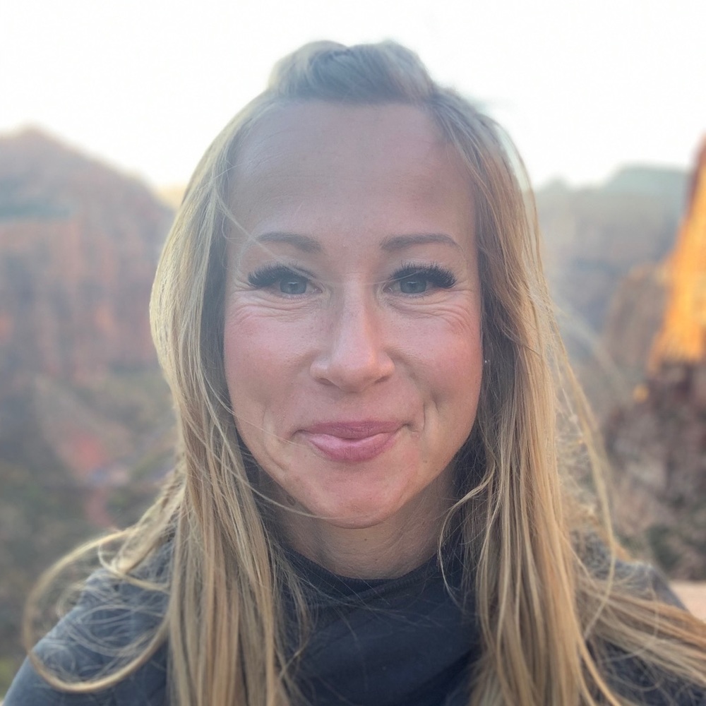 Meet your Posher, Kelly